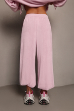 Брюки из фактурного трикотажа