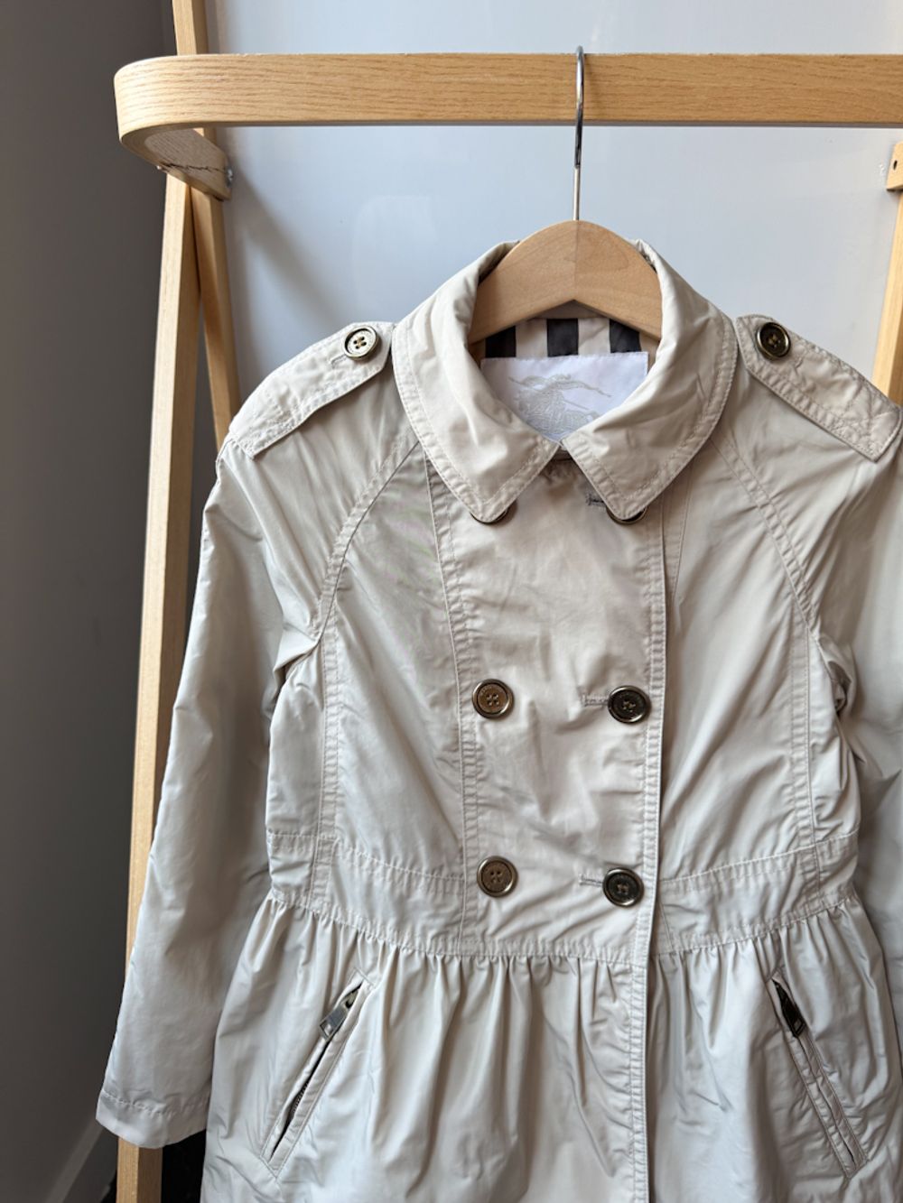 Плащ Burberry, 116