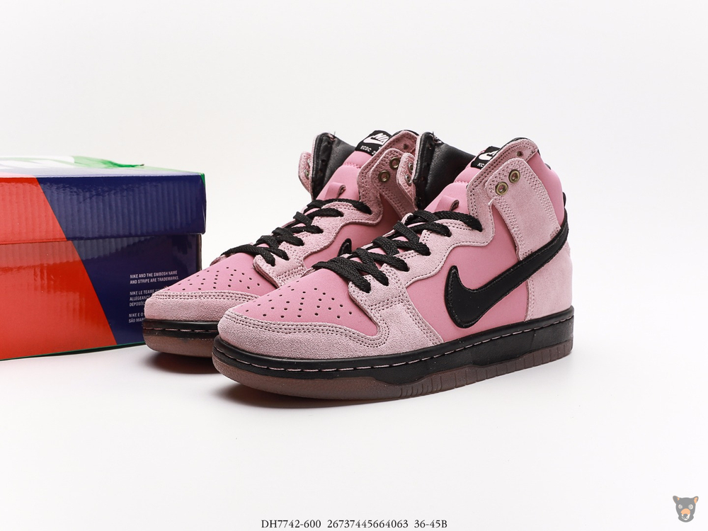 Кроссовки Nike SB Dunk High Football