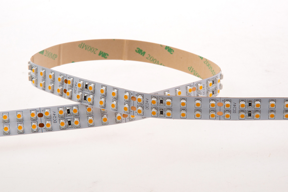 Лента светодиодная SMD тёпло-белая DC24V 19, 2W/m 3000K 1320Lm/m 240д/м CRI>95 IP20,  упаковка 5 метров,  ширина 15мм,  высота 2, 5мм,  самоклейкая
