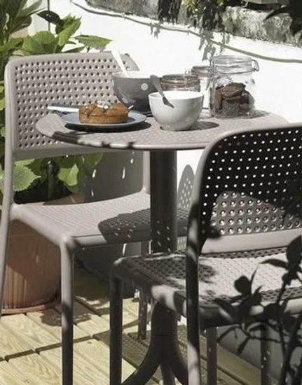 Стул Bora Bistrot пластиковый бежевый Nardi Италия