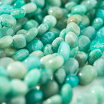 Амазонит натуральный, 6-8мм, фриформ