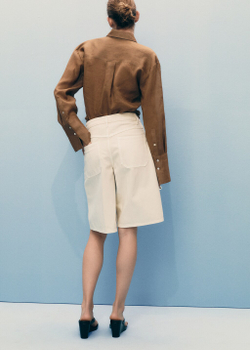 Джинсовые бермуды с высокой посадкой