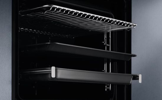 Электрический духовой шкаф Electrolux OKC6P51X