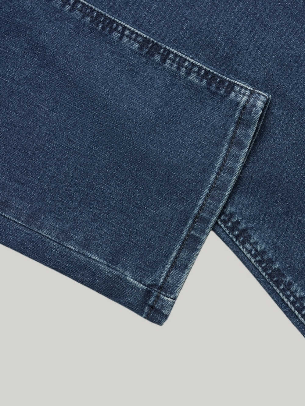 Мужские свободные джинсы Levi's 541 Athletic Taper 18181-0926