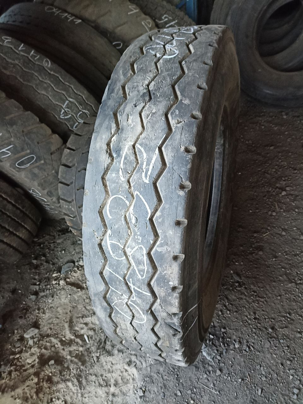 11R22.5 Kama NF701 шина б/у