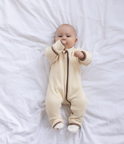 Комбинезон из флиса экрю