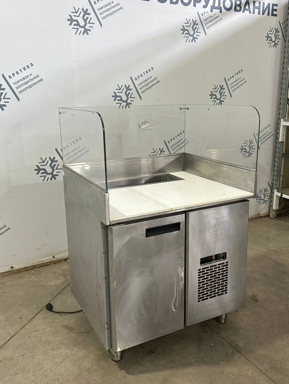 Стол холодильный TRG 860х700х850