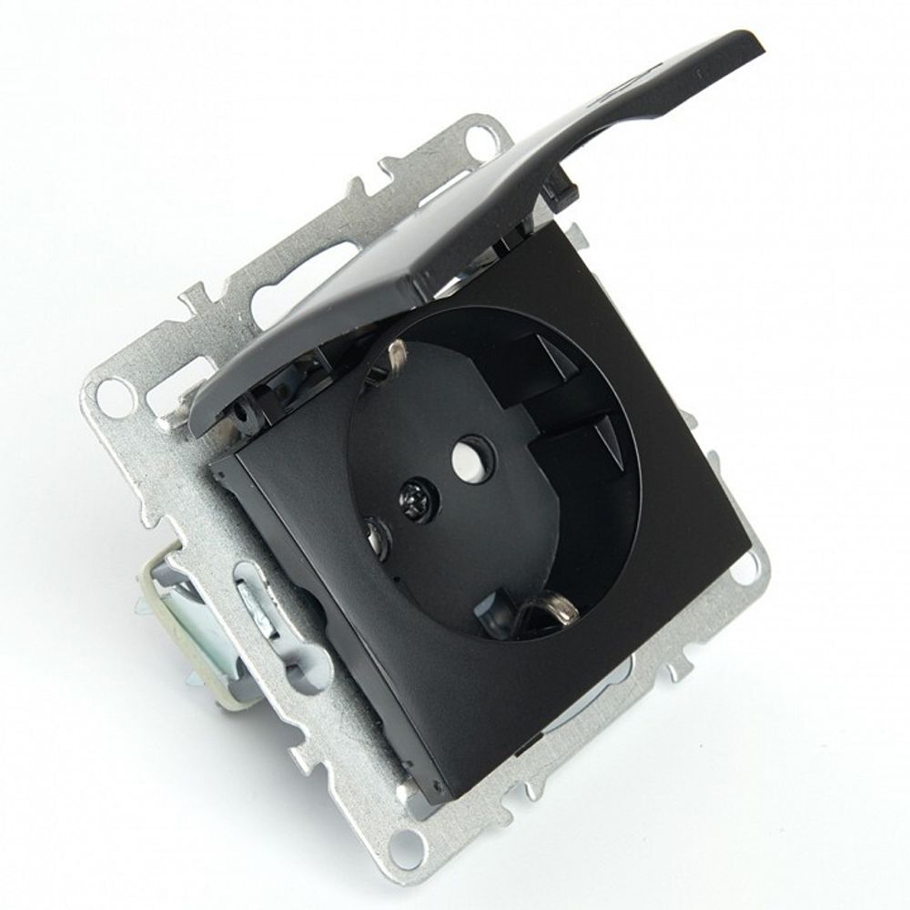 Розетка с заземлением и со шторкой, без рамки с крышкой Stekker Эрна 49156