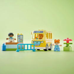 LEGO DUPLO — Поездка на автобусе (10988)