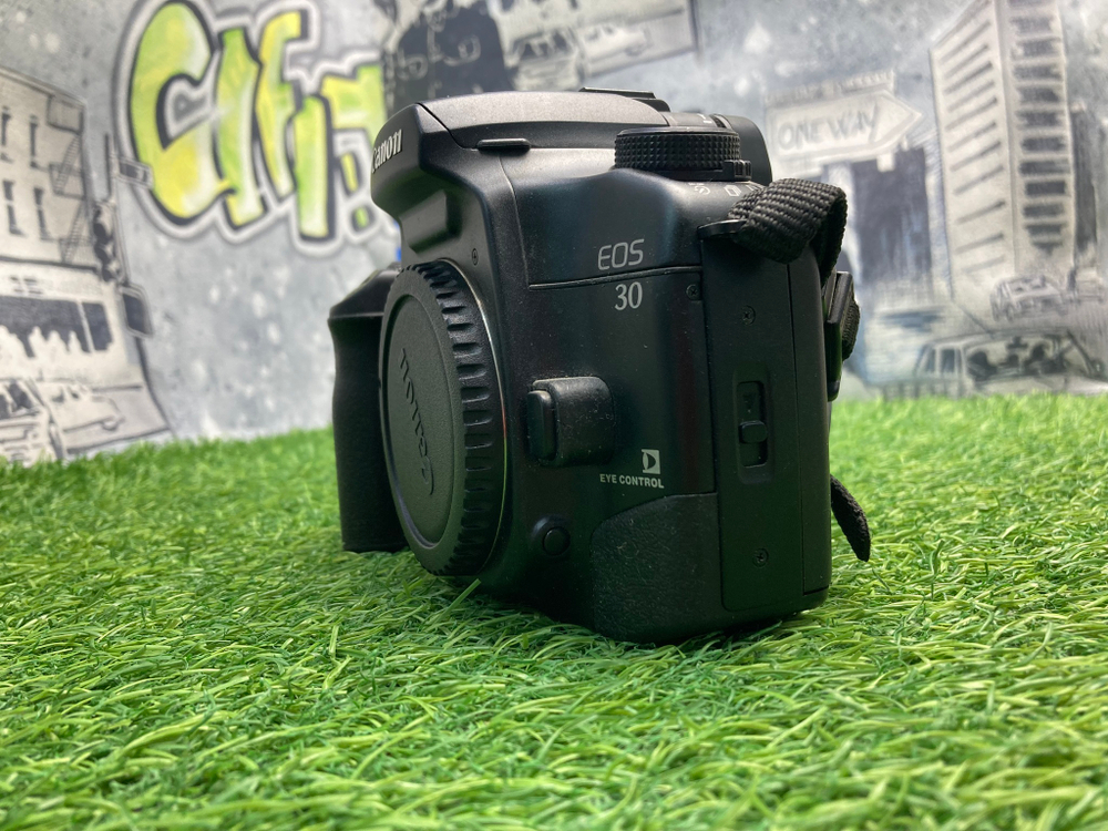 Canon EOS 30