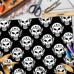 Ткань шифон белые черепа в мотоциклетных шлемах