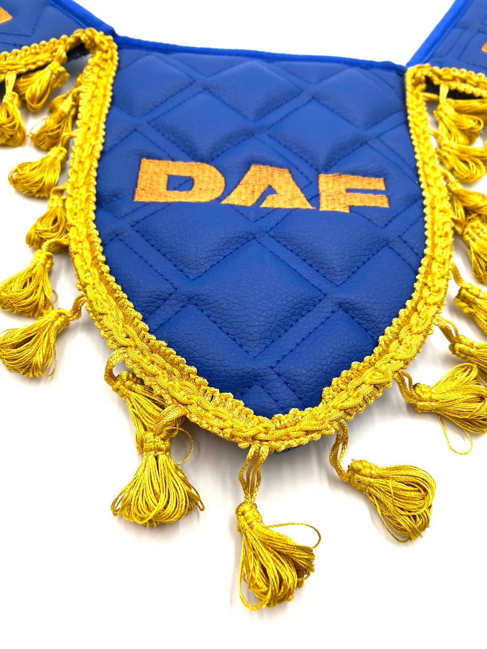 Вымпел тройной Daf (экокожа, синий с желтой вышивкой)