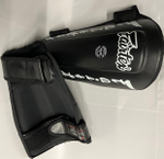 Щитки Fairtex Twisted Shin Pads SP7 Black Уценка (S)