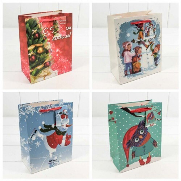 
          Пакет подарочный 18 х 23 х 10 см Набор 4 шт "Новогодний" (Микс)