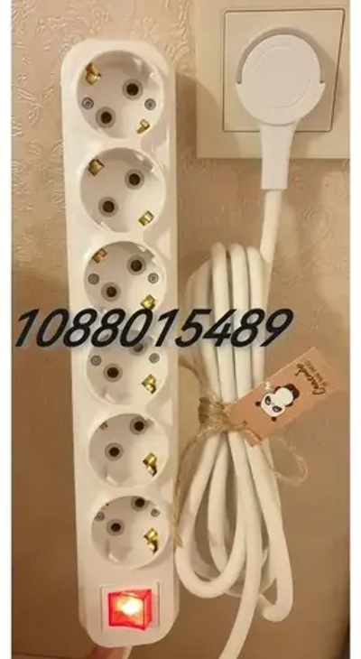 удлинитель бытовой 0,5метра с плоской потайной(за шкаф) вилкой