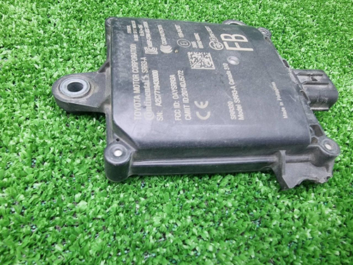 Датчик слепых зон правый Land Cruiser 200 (15-21)