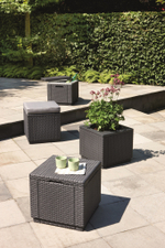 КУБ С ПОДУШКОЙ (CUBE WITH CUSHION)