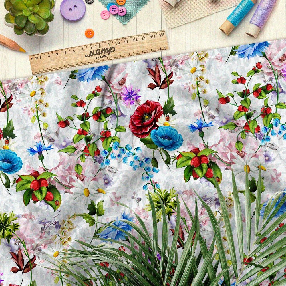 Ткань шелк Армани сочные контрастные цветы на бежевом фоне