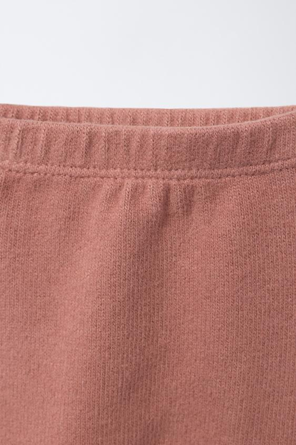 ZARA ЛЕГИНСЫ ИЗ МЯГКОЙ ТКАНИ, ЧЕРЕПИЧНЫЙ