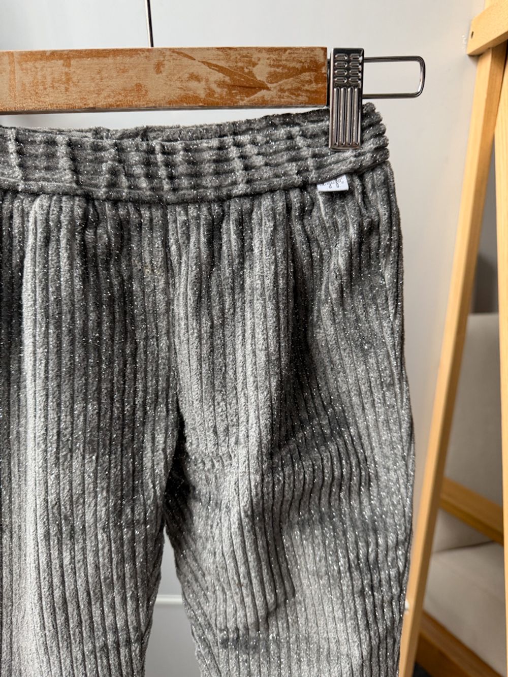 Новые вельветовые брюки Il Gufo, 92