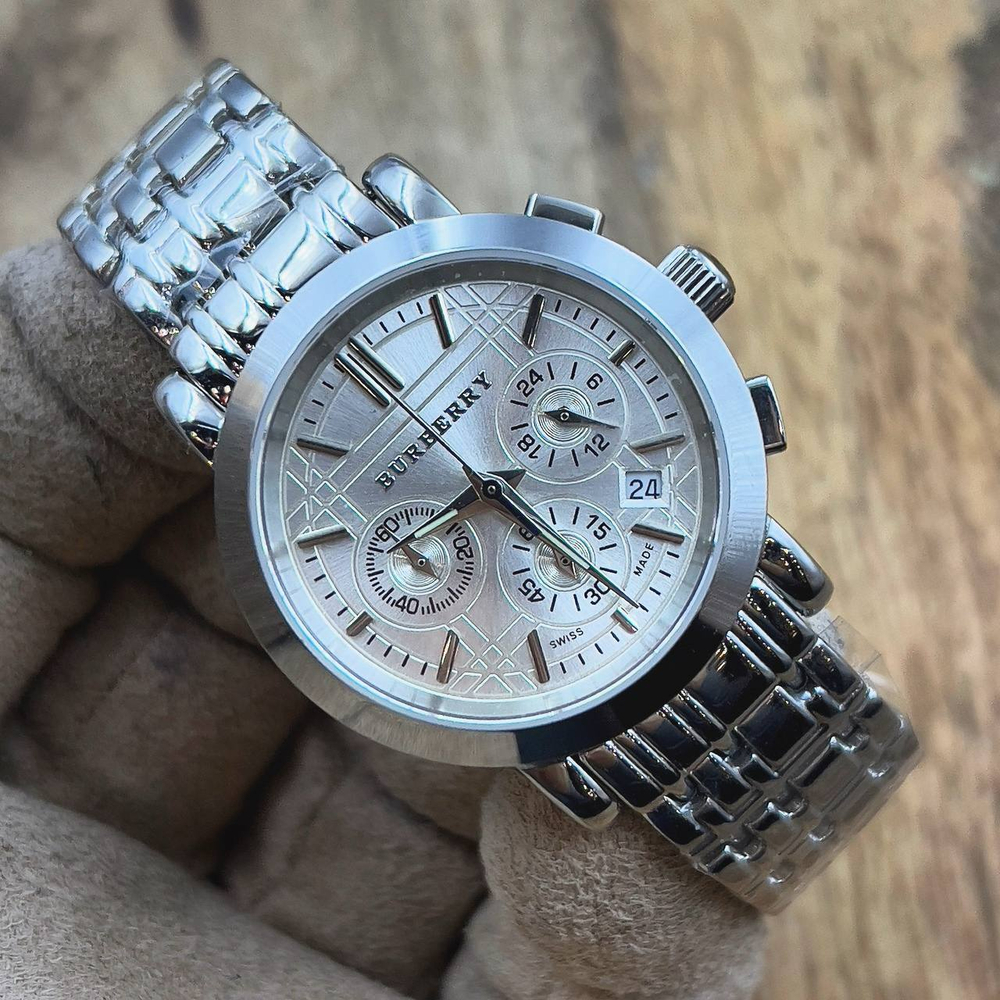 Часы Burberry