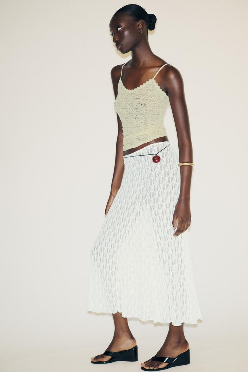 ZARA КРУЖЕВНОЙ ТОП НА БРЕТЕЛЯХ, ЭКРЮ