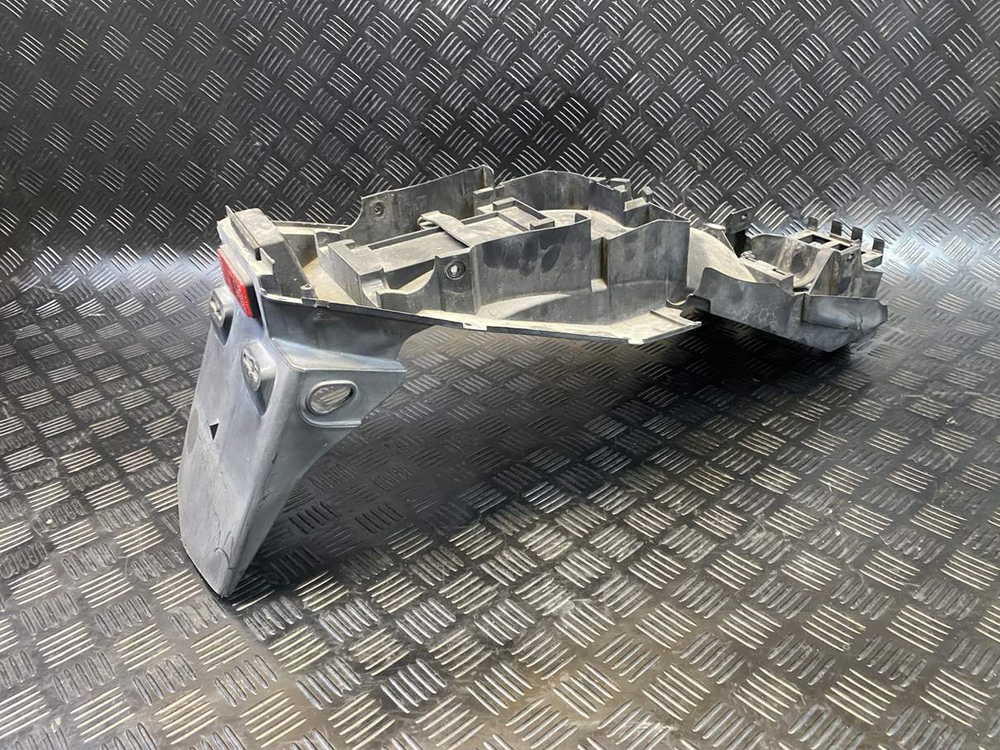 Подкрылок Yamaha TDM900 RN08 2002