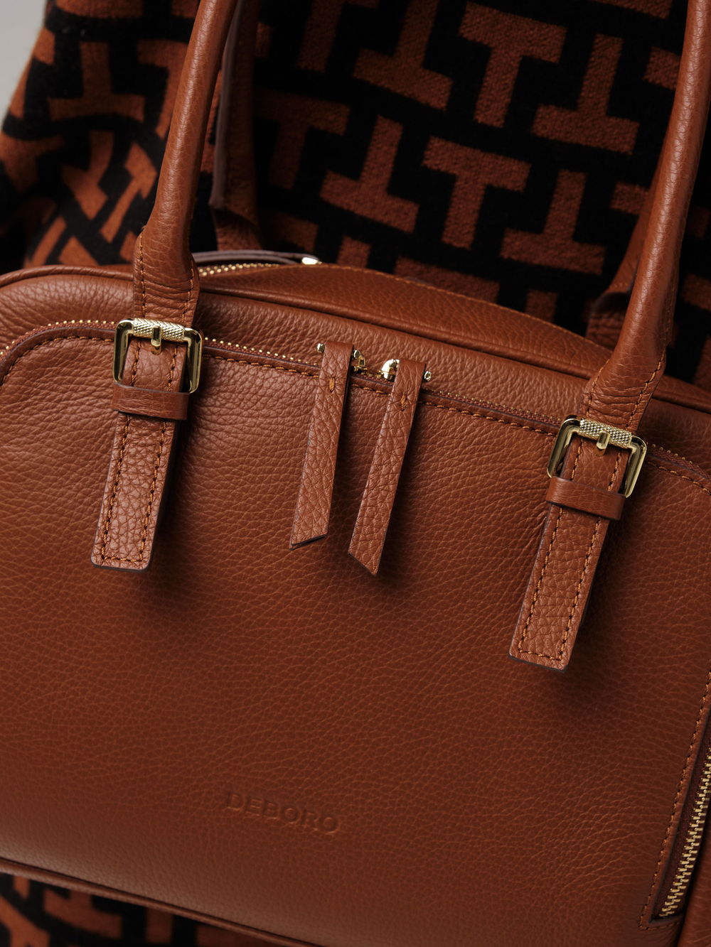 Кожаная сумка Deboro 30375 фундук