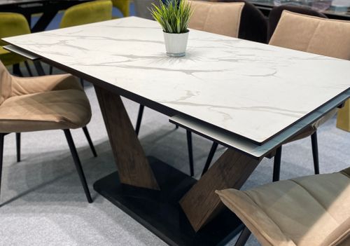 Стол Вирджиния 140 БЕЛЫЙ МРАМОР, стекло сатинат / ЛЕСНОЙ ОРЕХ, ЧЕРНЫЙ,