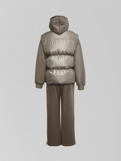 Спортивный костюм-тройка 23367 из зип-кофты, прямых штанов на кулиске и жилета