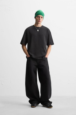 ZARA БАЗОВАЯ ФУТБОЛКА HEAVY WEIGHT, ЧЕРНЫЙ