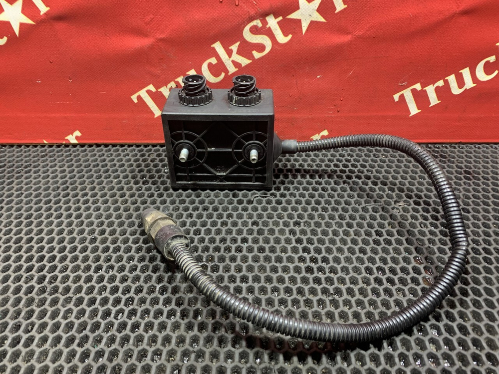 Kонтpoллep наcоса подъeма кaбины 2023г