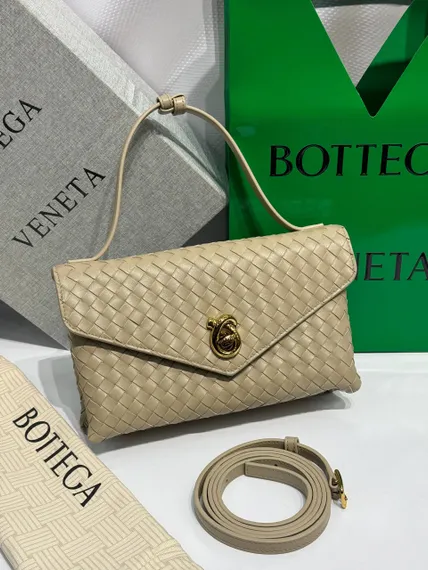 Сумка Bottega Veneta Knot Lock