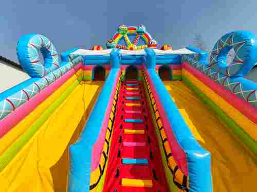 Коммерческий надувной батут два модуля «Парк развлечений 4» 12*6*7 м