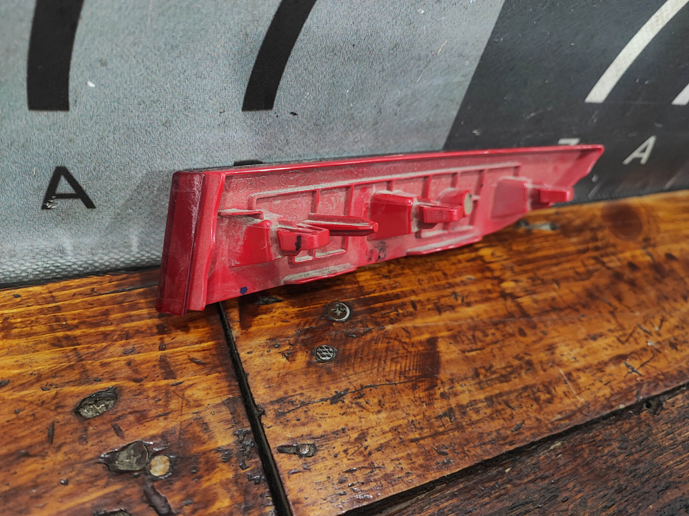 Катафот заднего бампера левый внешний Hyundai Tucson 3 (TL) 18-21 Б/У Оригинал 92405D3500