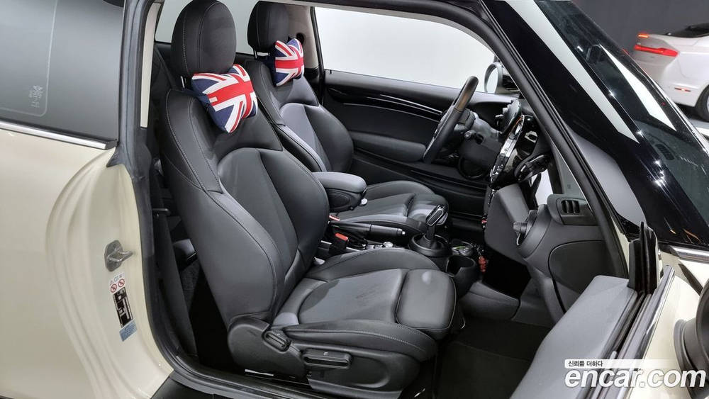 Mini Cooper S Classic (02.2022)