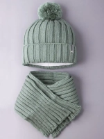 Шапка детская осенняя и шарф