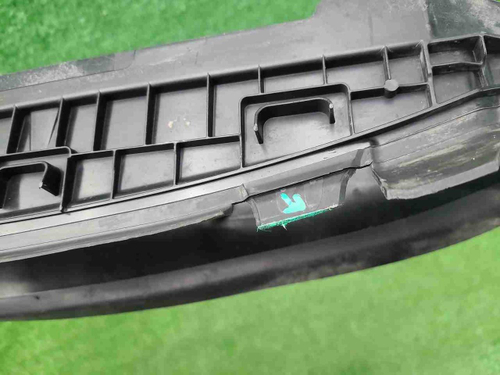 Воздуховод радиатора нижний BMW 6er G32 (20-23)