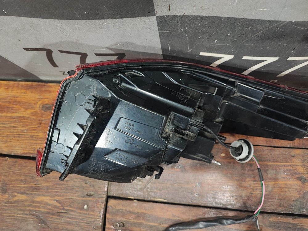 Фонарь задний левый LED Kia Rio 4 (FB) 20-нв Б/У Оригинал 92401H0600