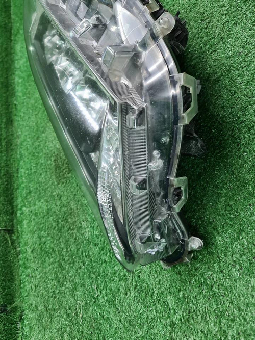 Фара левая Toyota RAV4 5 XA50 (18-нв) LED