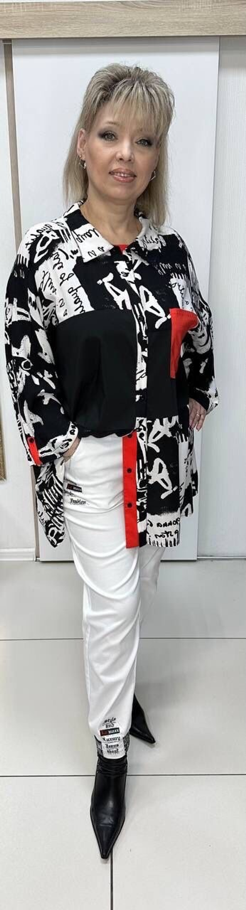 Туника-рубашка с красной отделкой