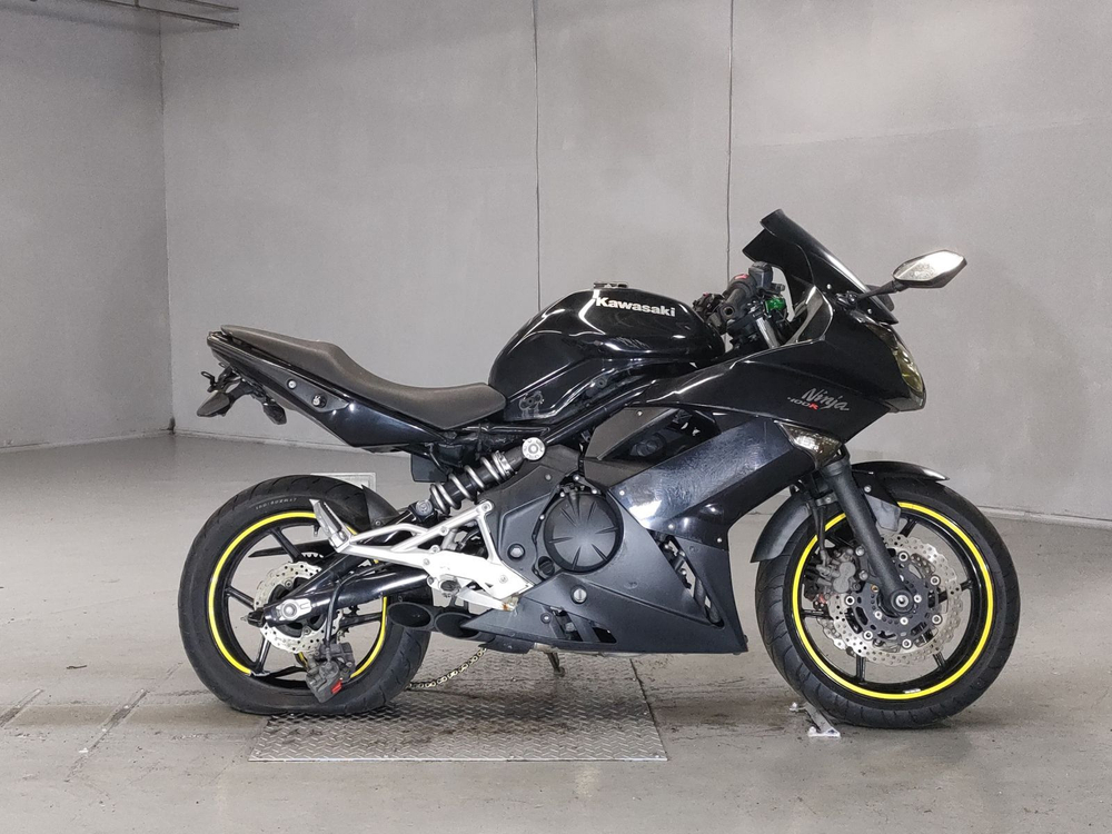 Kawasaki Ninja 400R 040742