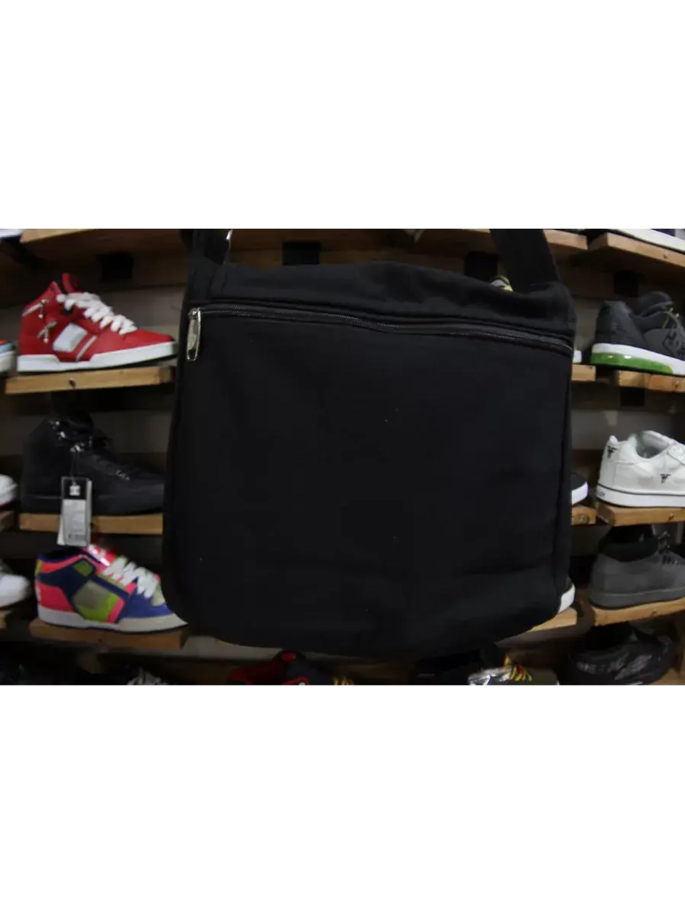 Сумка через плечо от Savitar Shoes Company