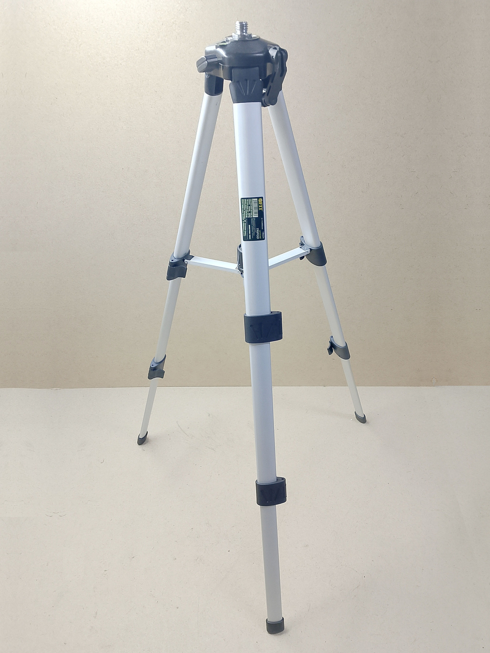 Штатив для лазерного уровня (Т450-1200мм) FIT-18624