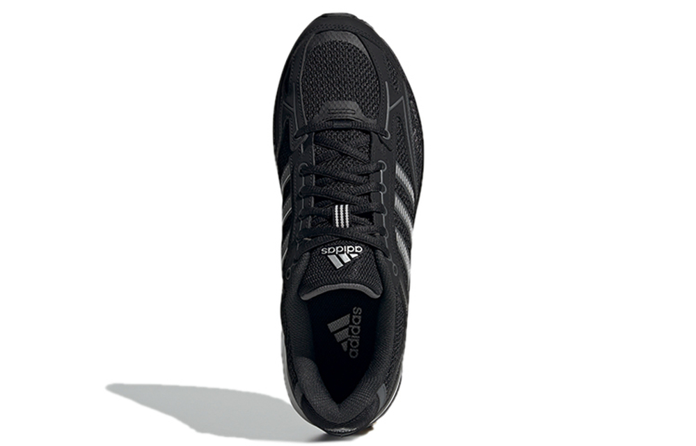 Кроссовки Adidas Spiritain 2000