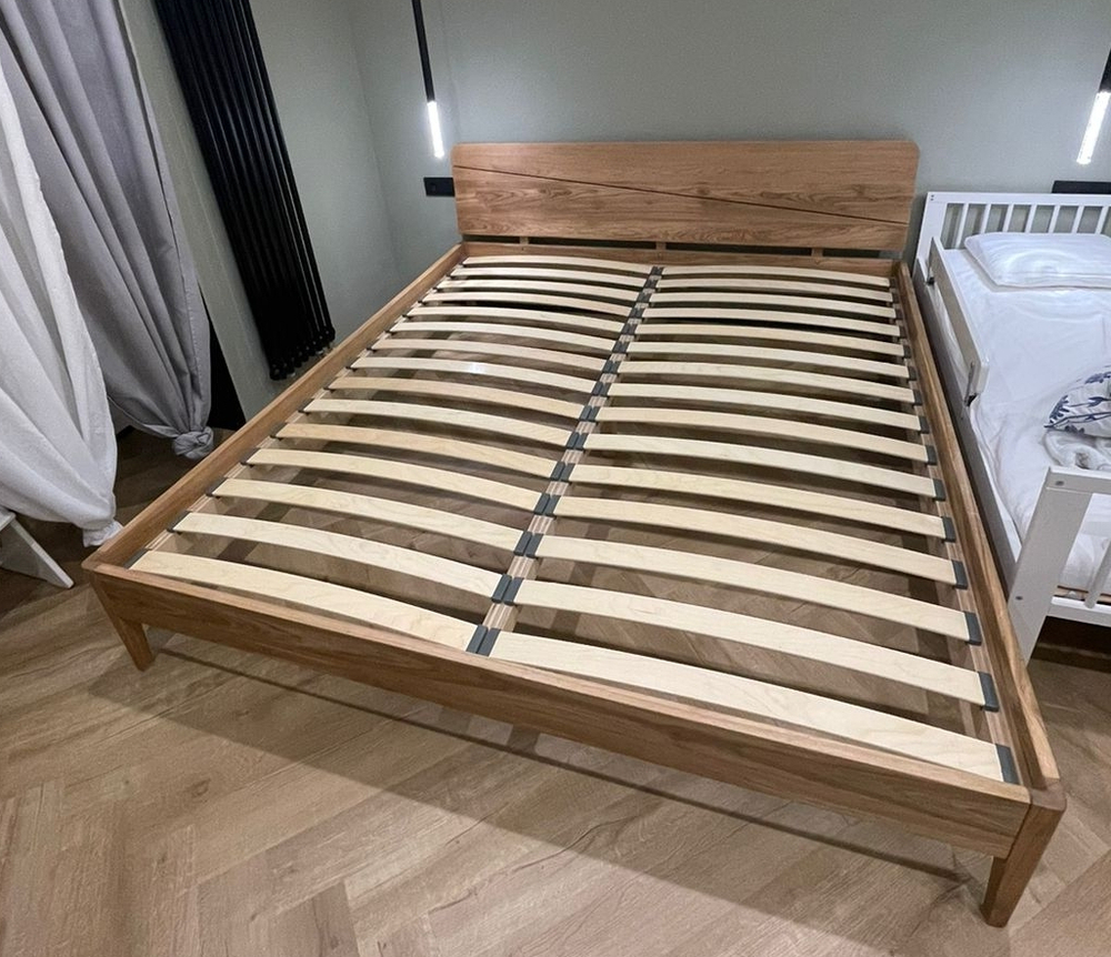 Кровать двухспальная model003