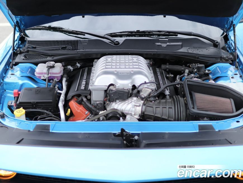 Dodge 챌린저 6.2 (08.2019)