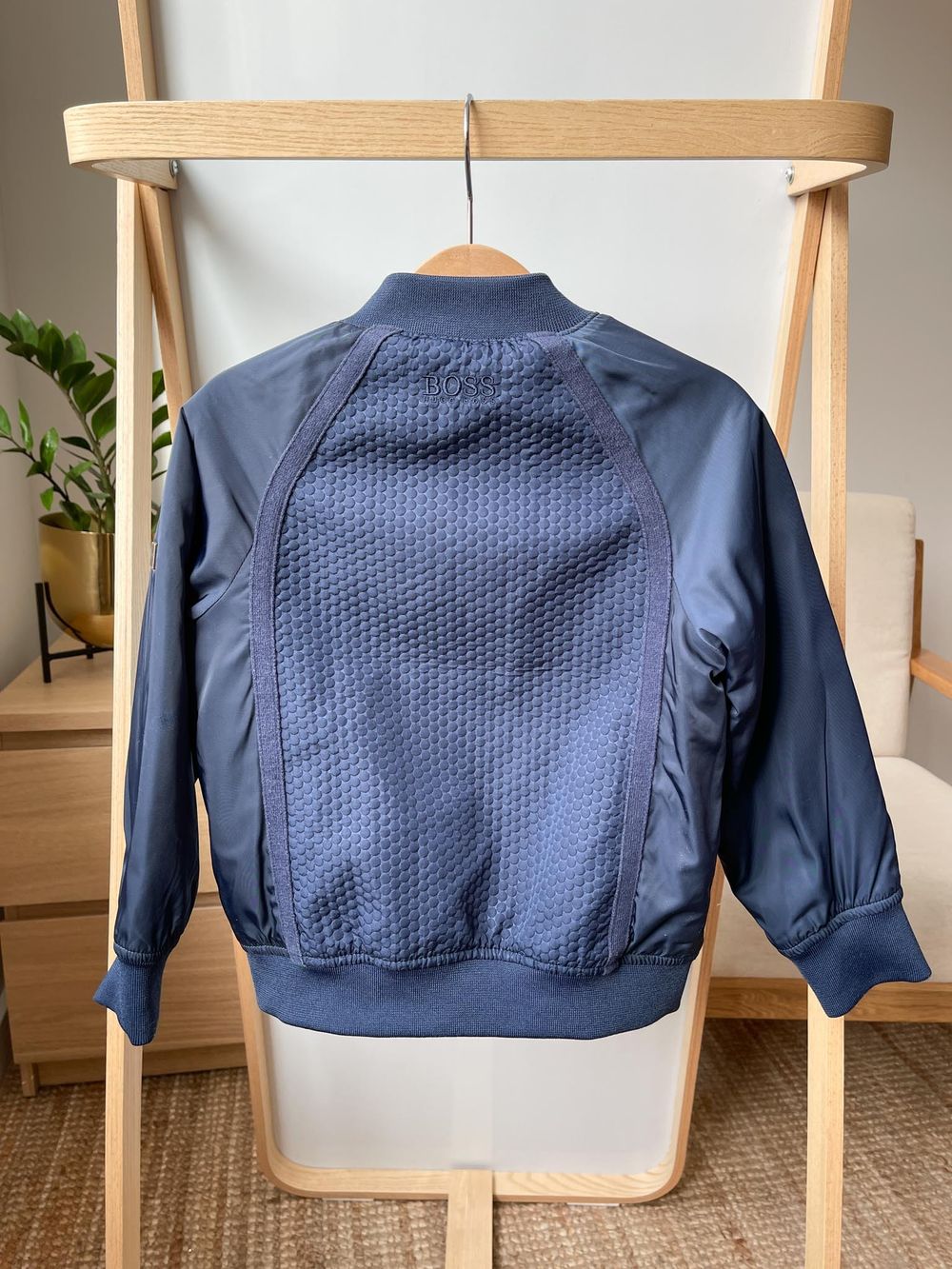 Бомбер Hugo Boss, 104