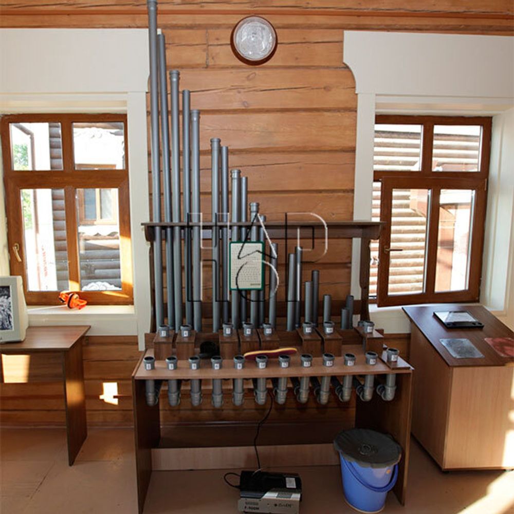 Учебный экспонат Орган из труб